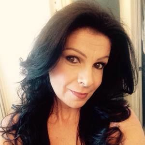 Meet your Posher, Debra